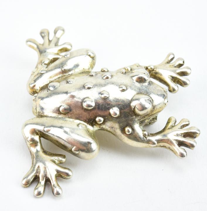 Vintage Mexican Sterling Silver Frog Brooch (1 of 5)