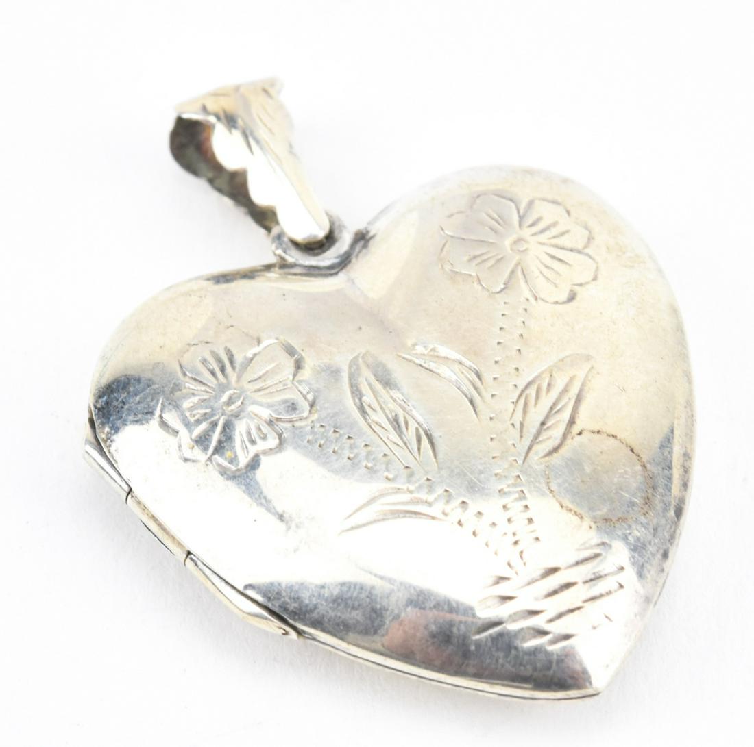 Vintage Sterling Silver Heart Form Locket (1 of 6)