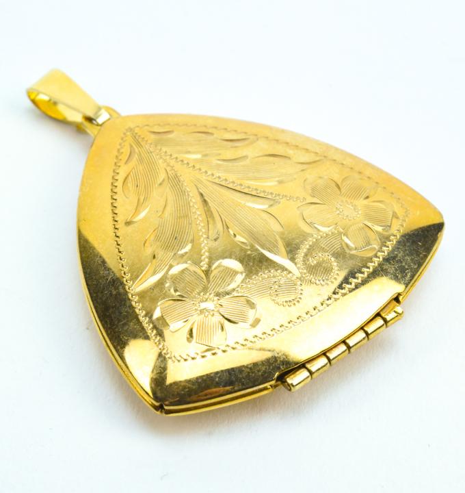 Vintage Gold Filled Scrollwork Locket (1 of 7)