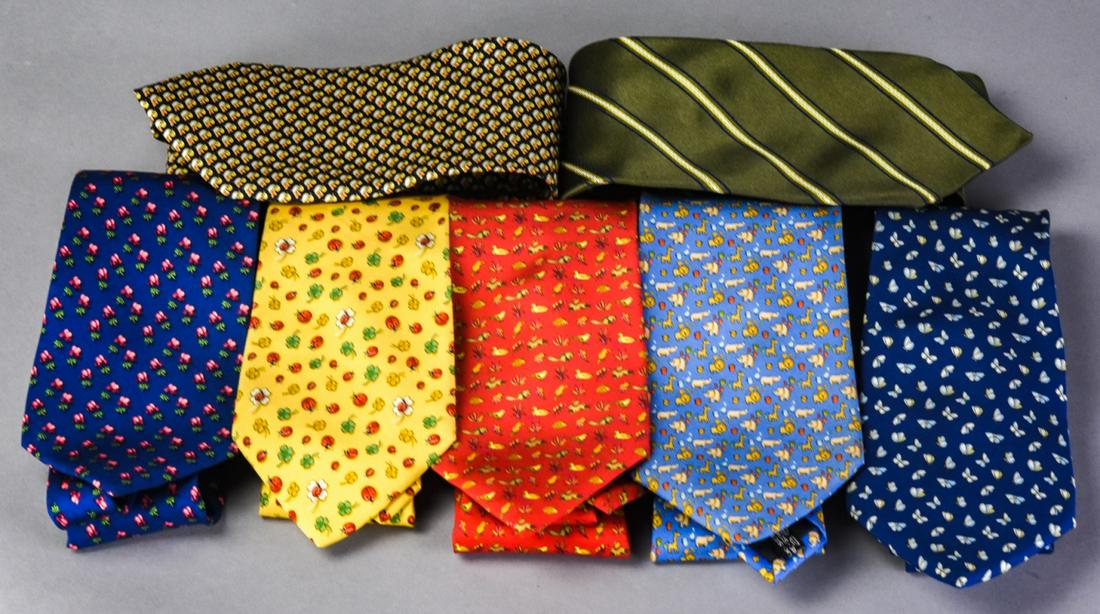 Lot 7 Salvatore Ferragamo Silk Ties (1 of 8)