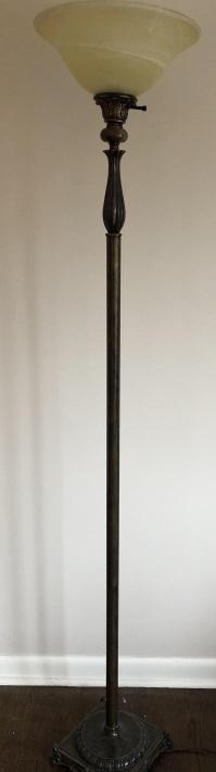 Victorian Style Rubbed Bronze Tone Standing Lamp (1 of 5)