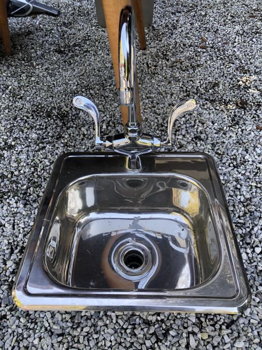 Contemporary Stainless Steel Gooseneck Slop Sink (1 of 3)
