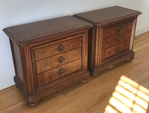 Pr Neo Classical Style Night Stands by Thomasville: Pair of Neo Classical Style Night Stands by Thomasville. Each measures 30 x 34 x 19 inches.