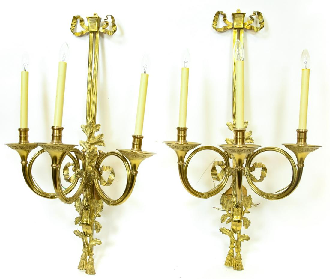 Pair Victorian Style Brass Tone Wall Sconces (1 of 10)