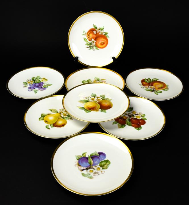 Set Hutschenreuther Porcelain Fruit Themed Plates (1 of 8)