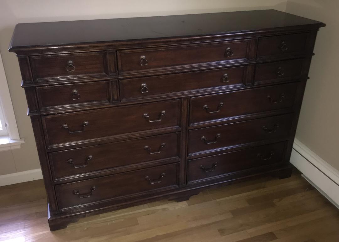 Drexel Heritage Mahogany Tone Bureau Console (1 of 4)