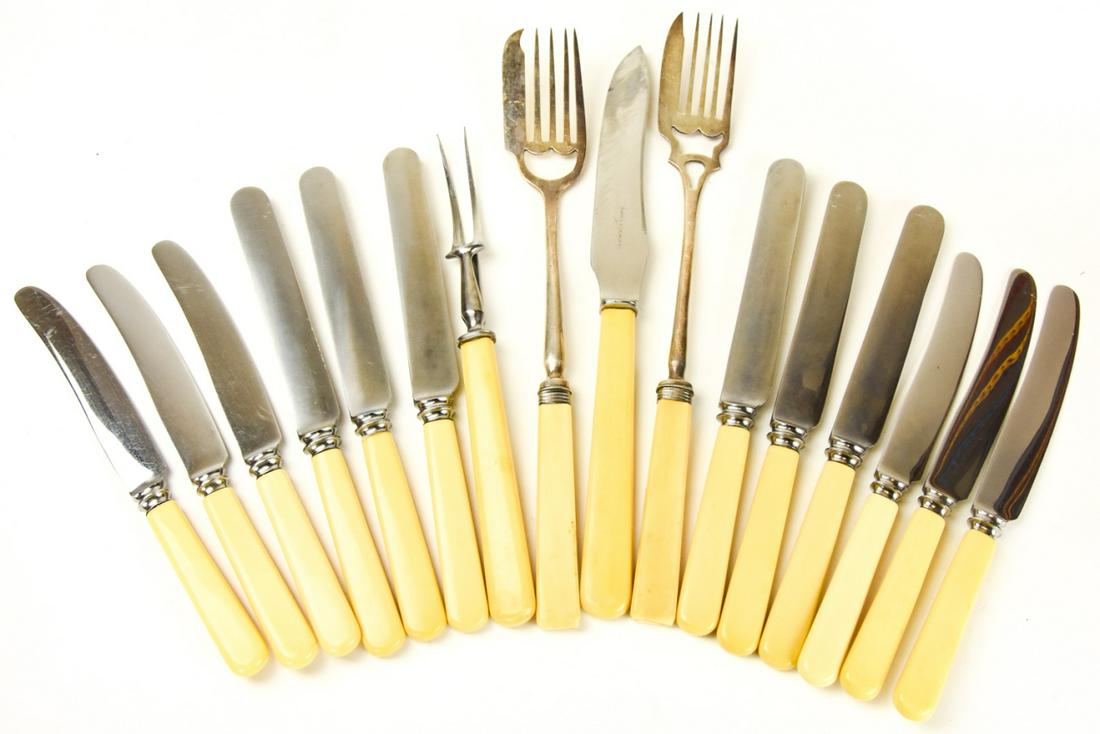 Vintage Stainless Steel & Bakelite Flatware (1 of 11)