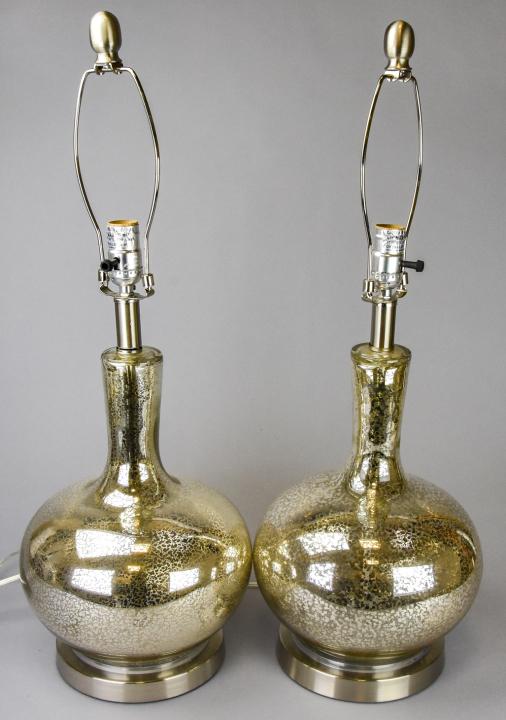 Pair Contemporary Vase Formed Table Lamps (1 of 7)