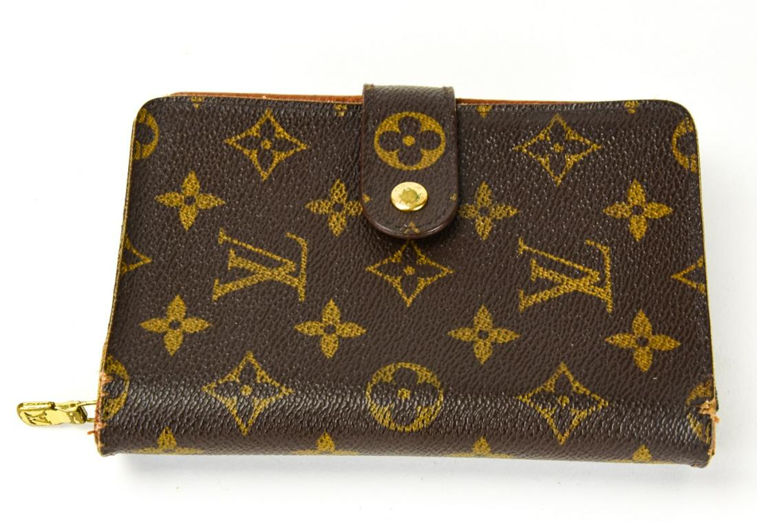 Vintage Louis Vuitton Zipper Folder Style Wallet (1 of 8)