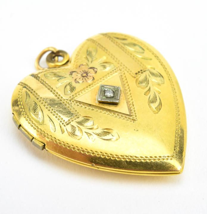 Antique 19th C Gold Heart Locket w Diamond (1 of 6)