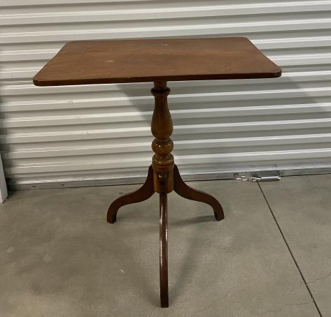 Queen Anne Style Rectangular Pedestal Side Table (1 of 4)