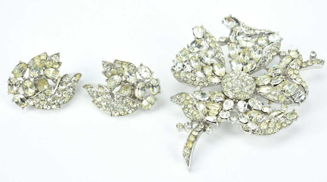 Vintage Crown Trifari Demi Parure (1 of 7)