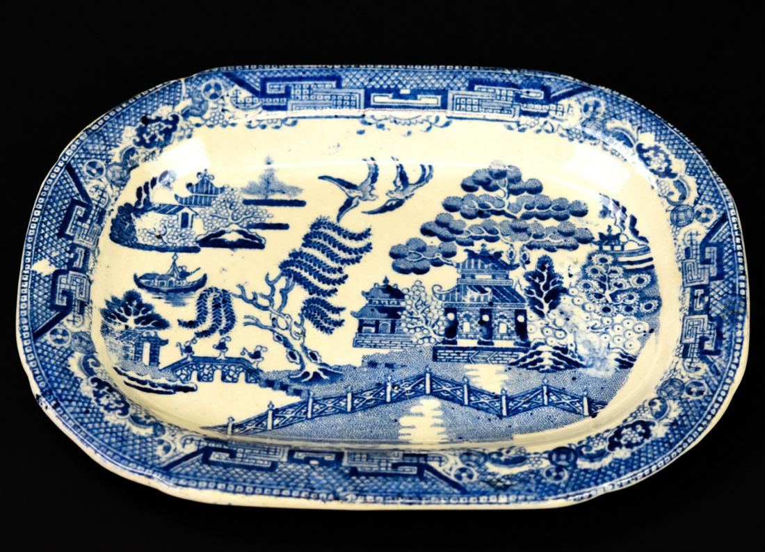 Antique 19th C English Blue Willow Oval Platter (1 of 6)