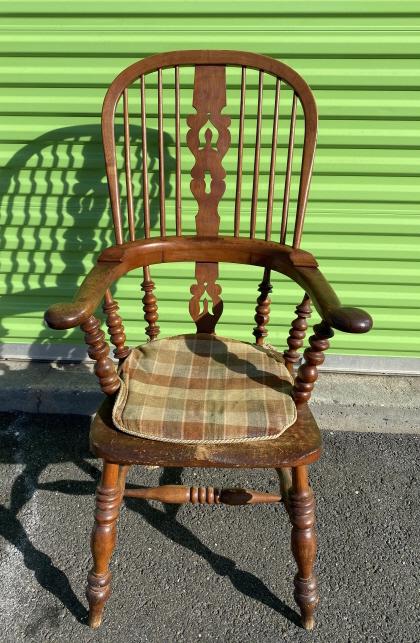 Jacobean Style English High Back Windsor Armchair: Jacobean Style English High Back Windsor Armchair. With spindle & pierced back & bobbin turning details. Measures 45.5 inches high x 25.5 inches wide x 25 inches deep, 18 inches high from floor to sea
