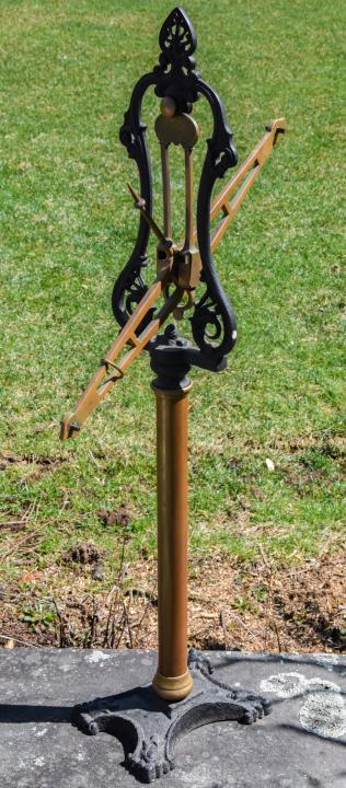 Antique English Counter Scale By Hunt & Co. (1 of 6)