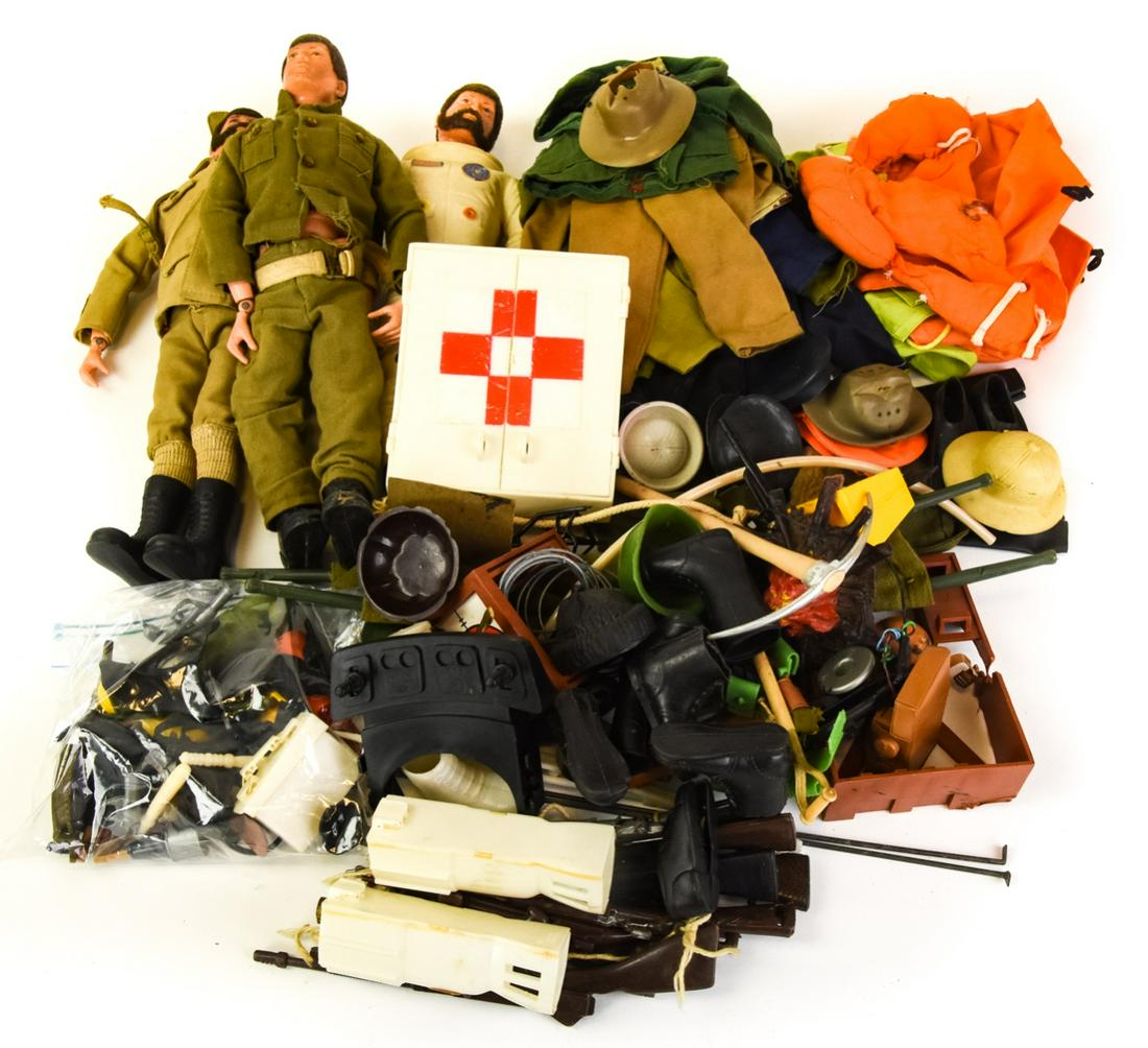 Vintage GI Joe Action Figures w Accessories (1 of 8)