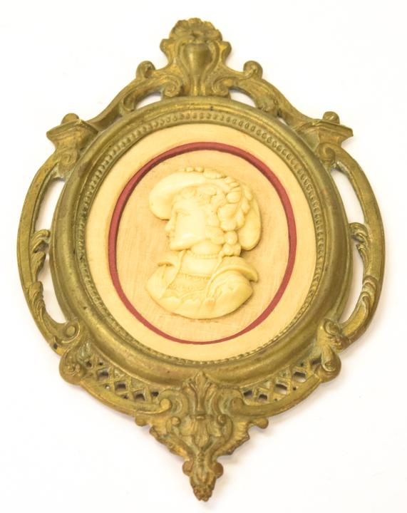 Antique Grand Tour Style Ormolu Frame w Cameo: Antique Grand Tour Style Ormolu Frame w Cameo Plaque. Old label from Paisley Place, a store in NYC. Measures 7.5 x 5 inches.