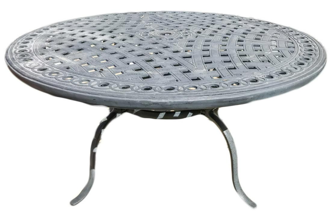 Round Cast Aluminum Outdoor Dining / Patio Table (1 of 3)