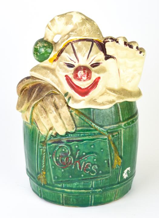 Vintage 1950s McCoy "Clown in Barrel" Cookie Jar: Vintage 1950s McCoy "Clown in Barrel" Cookie Jar. Measures 11 inches high x 6.5 inches wide x 5.5 inches deep.
