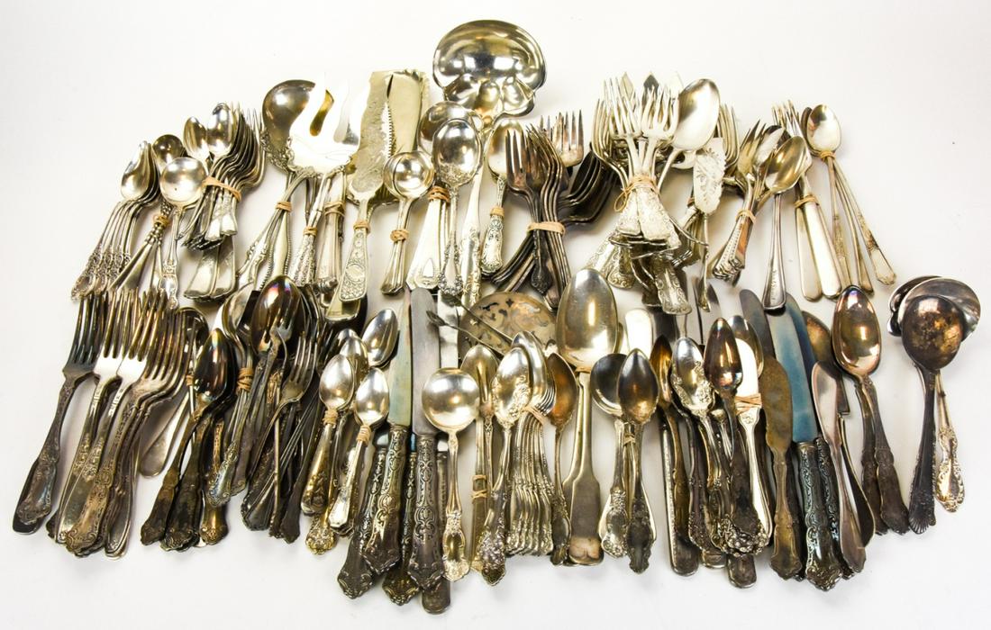 Mixed Lot Vintage & Antique Silver Plate Utensils (1 of 7)