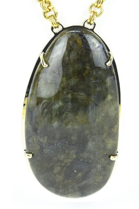 Gilt Metal Necklace w Huge Labradorite Pendant: Gilt Metal Necklace w Huge Labradorite Pendant. Rolo link necklace measures 30 inches, pendant measures 3.5 inches.