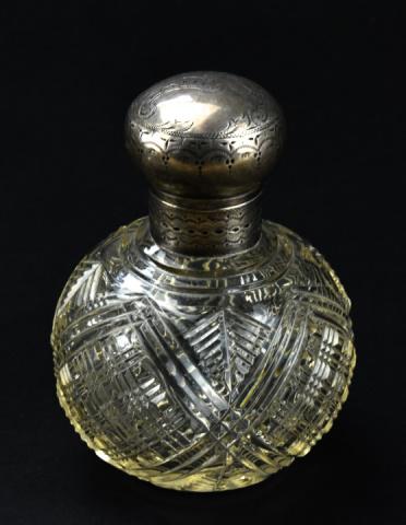 Antique 19th C Sterling & Crystal Perfume Bottle (1 of 10)