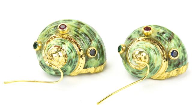 Vintage Natural Sea Shell Trianon Style Earrings (1 of 7)