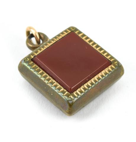 Antique 19th C Carnelian & Onyx Pendant / Charm: Antique 19th C Carnelian & Onyx Pendant / Charm Fob. Measures just under 1.25 inches in length.