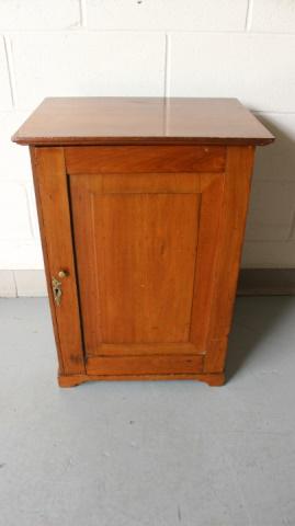 Antique American Country Jelly Cabinet (1 of 9)