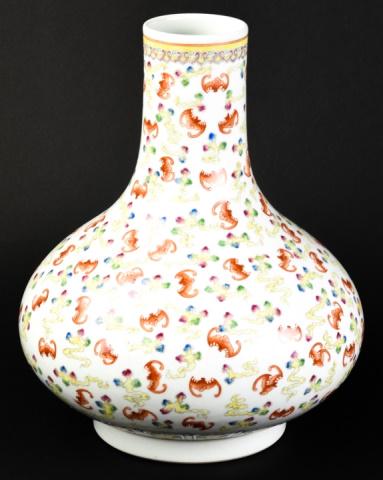 Signed Chinese Porcelain 100 Bat Motif Vase (1 of 10)