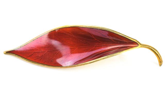 Estate David Andersen Norway Enamel Leaf Brooch: Vintage / Estate David Andersen Norway Enamel Leaf Brooch. Signed. Brooch measures 2.75 inches in length.