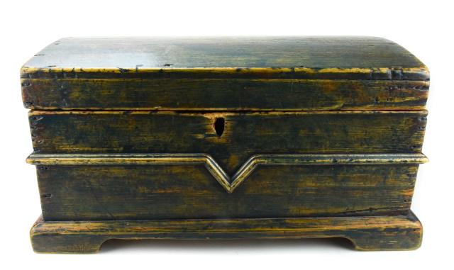 Antique 19th C Country American Miniature Trunk: Antique 19th C Country American Miniature Trunk. Hand made pine wood and hand painted miniature scale doll or child size trunk. Measures 11.5 x 23 x 13 inches.