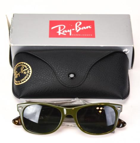 New Ray Ban Wayfarer 723 Green Tortoise Sunglasses (1 of 8)