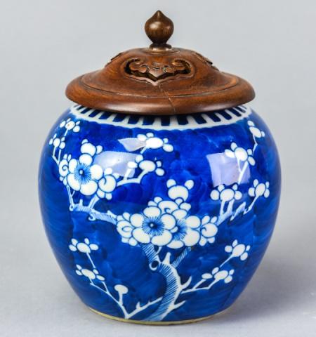 19th C. Chinese Ginger Jar Blue White Porcelain (1 of 8)