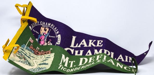 2 Vintage NY State Theme Felt Pennant Banners (1 of 5)