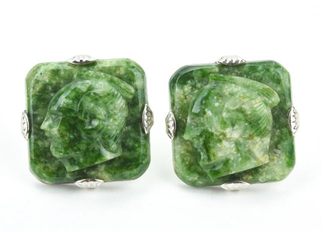 Pair of Large Vintage Carved Cameo Cuff Links (1 of 6)
