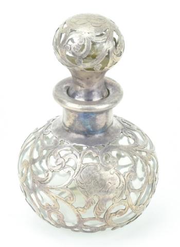 Antique 19th C Sterling Silver Perfume Bottle (1 of 10)