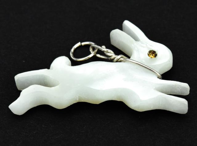 Estate Mother of Pearl Rabbit Pendant / Charm (1 of 5)