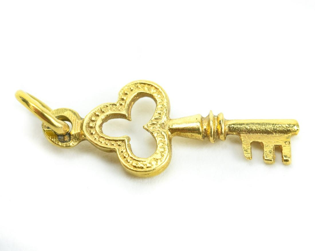 Estate 14kt Yellow Gold Skeleton Key Pendant (1 of 4)