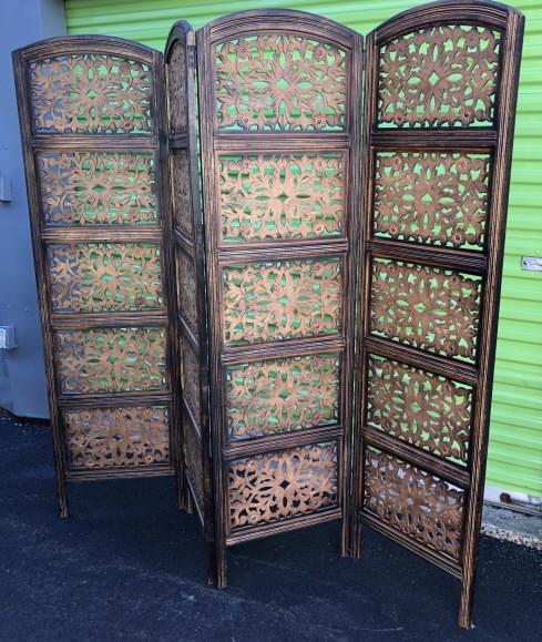 Carved Tibetan 4 Panel Floor Screen (1 of 4)