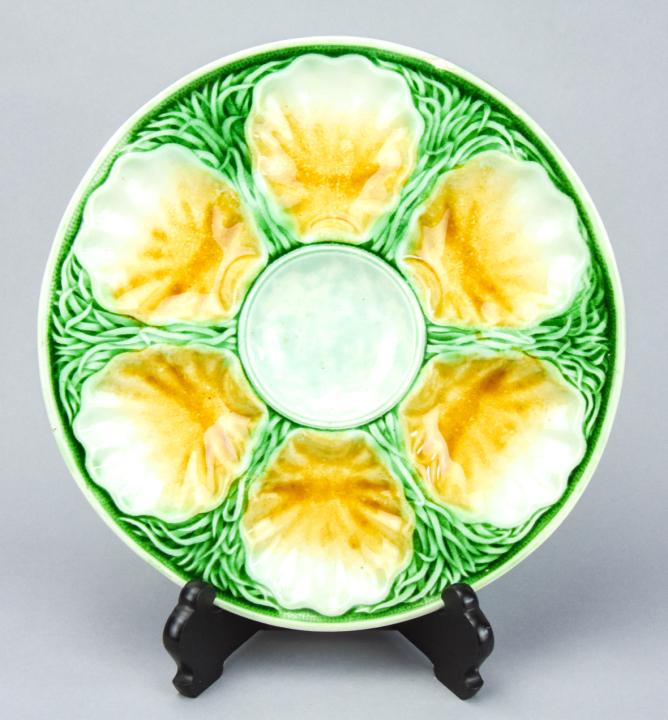 Antique 19th C Majolica Pottery Oyster Plate (1 of 8)