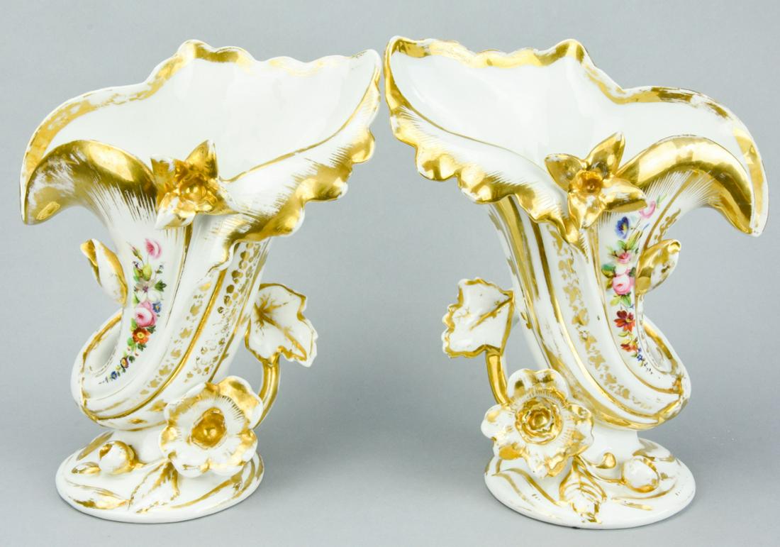 Pair of Antique 19th C Old Paris Porcelain Vases (1 of 10)