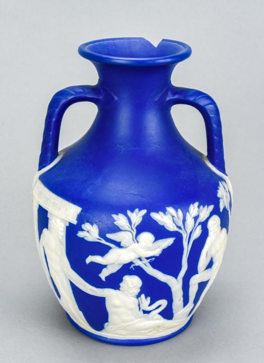 Antique 19th C Wedgwood Jasperware Portland Vase (1 of 10)