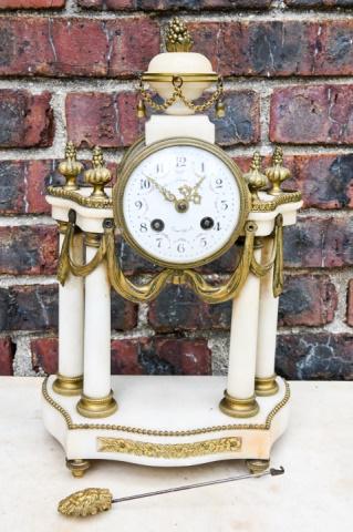 Black Starr Frost Neoclassical Ormolu Mantel Clock (1 of 10)