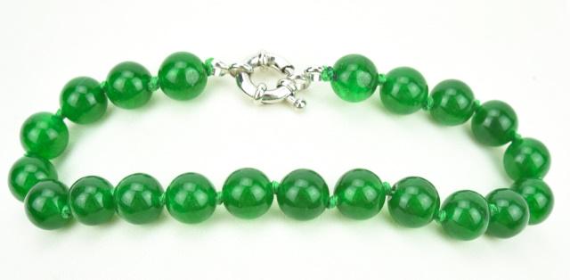Hand Knotted 6mm Bead Green Jade Bracelet (1 of 6)