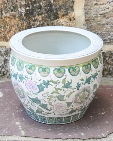 Chinese Famille Verte Porcelain Planter (1 of 5)