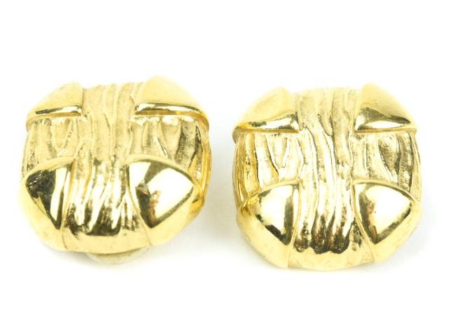 Vintage French Givenchy Costume Jewelry Earrings: Vintage French Givenchy Costume Jewelry Earrings in Gilt Metal. Clip on, signed. Each measures just under 1 inch in length.