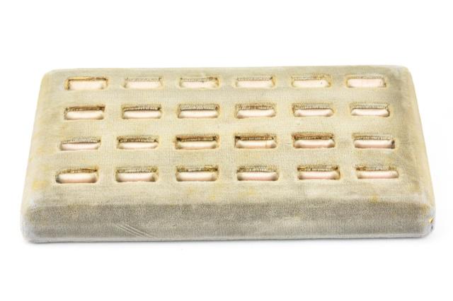 Antique Early 20th C Jewelry Store Ring  Display. One (1 of 7)