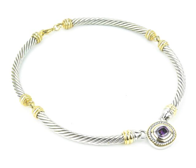 David Yurman Style Necklace w Amethyst Pendant.: David Yurman Style Necklace w Amethyst Pendant. Measures approximately 17 inches in length, links are curved to actually longer.