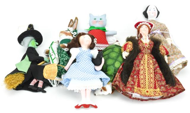 Collection Gladys Boalt  Assorted Cloth Ornaments (1 of 8)